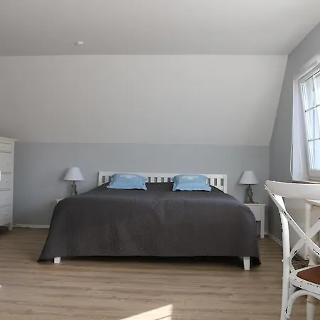 1a Holiday home *